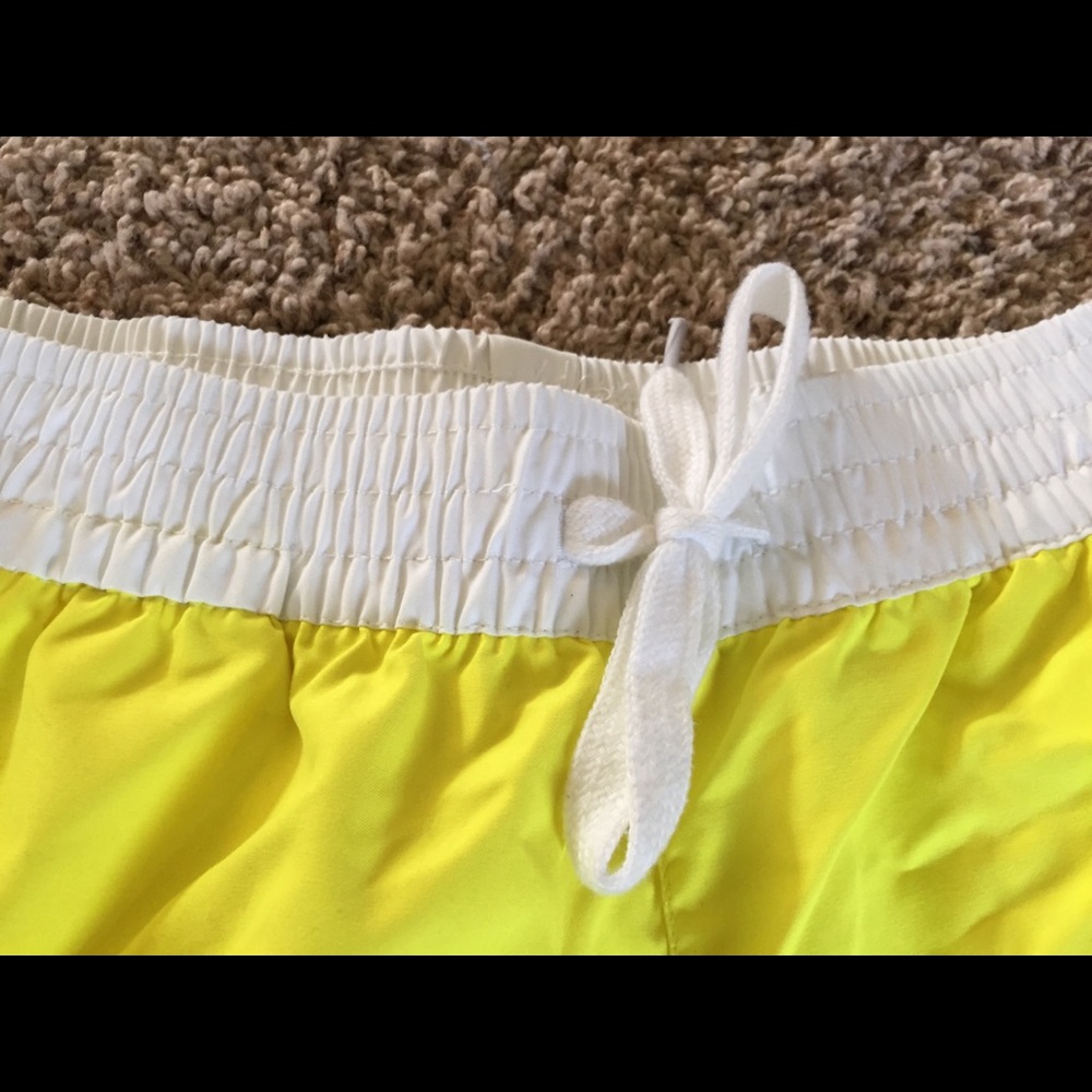 🌻 5/$25 Bright Yellow w/ White Trim Ocean Pacific Shorts - Picture 3 of 5